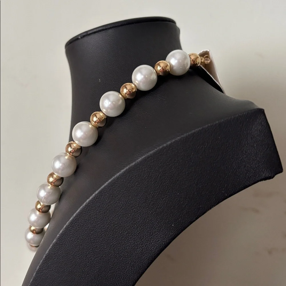 Nordstrom Rack White and Gold Round Beaded Adjustable Nickle Free Necklace